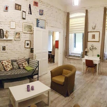 Wolf Apartment With Terrace By Nw Budapest Esterno foto